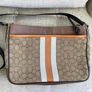 Coach / Thompson Crossbody In Signature Jacquard With Varsity Stripe